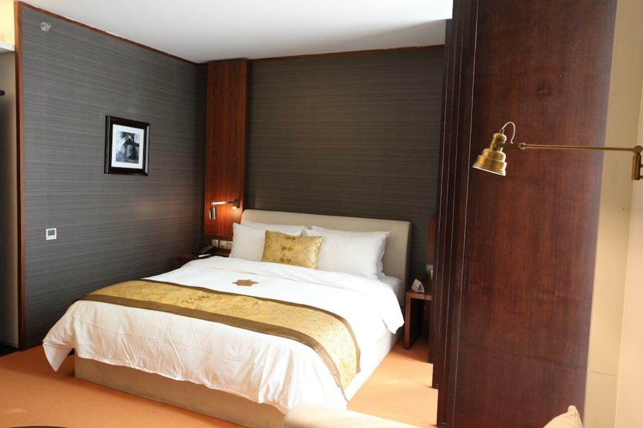 Hotel Momc Пекин Экстерьер фото